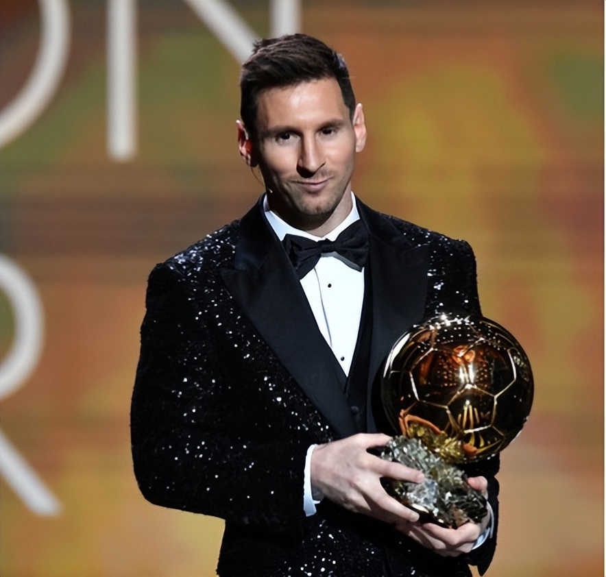 梅西击败曼联,梅西击败内马尔夺冠