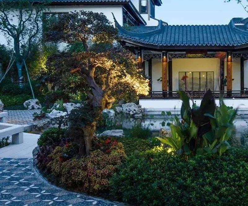 中国古典园林意境的三个设计手法,古典园林的构景手法