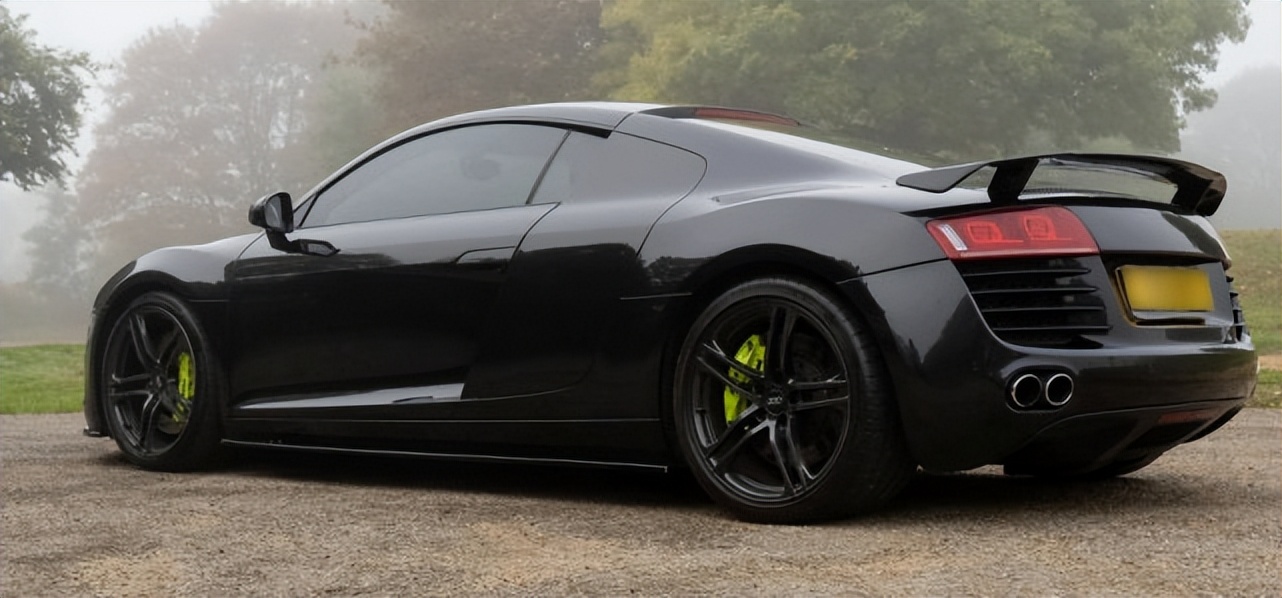 英国小伙中彩票巨奖,英国小伙中彩票十年花光了