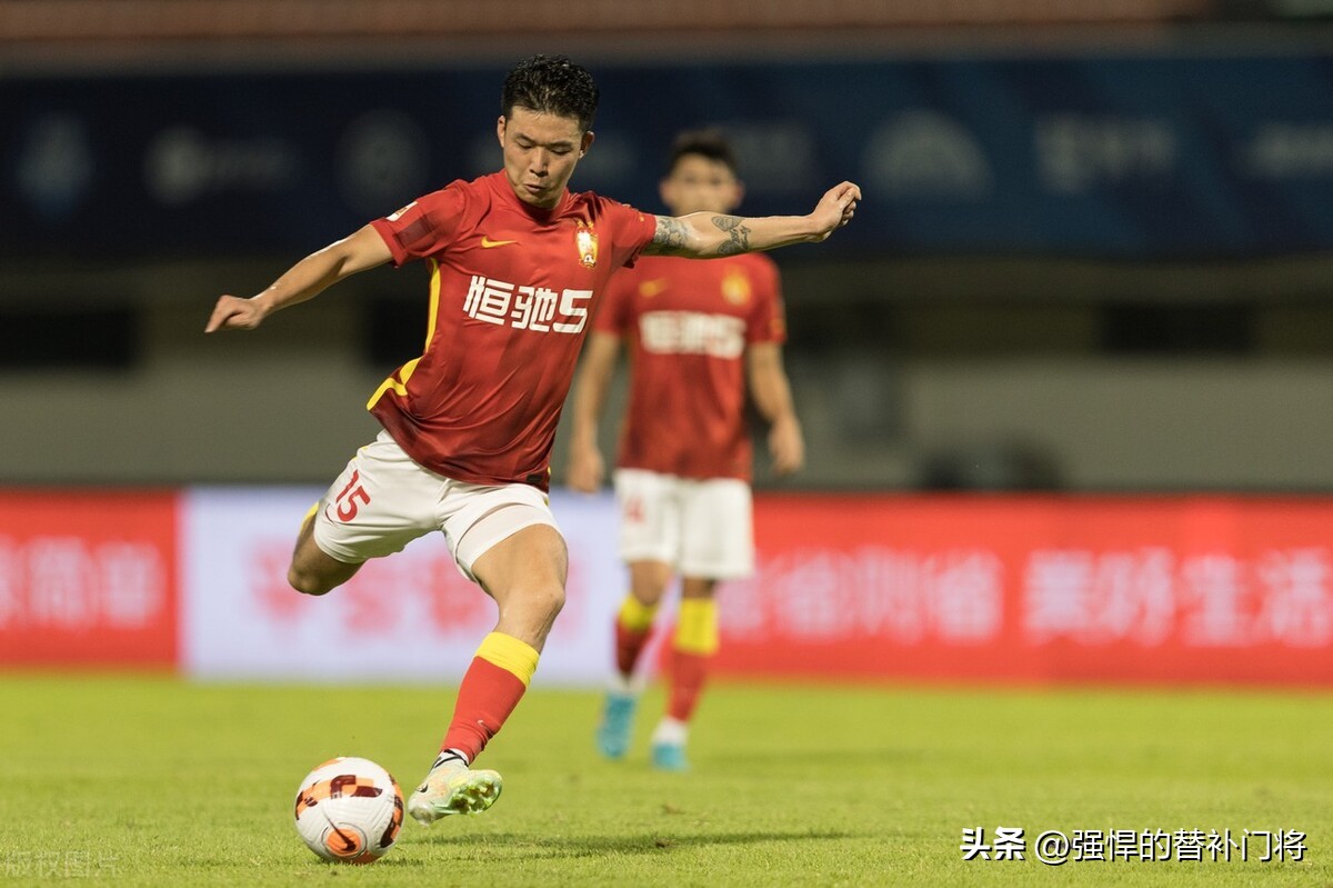 25岁海归中场加盟三镇！曾是郑智接班人，未来有望入选国足