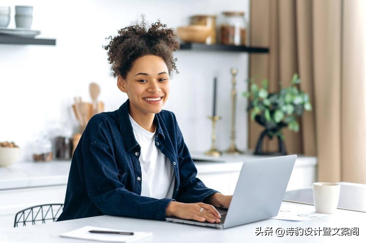 再怎么想赚钱，宁肯找一份工资低的工作，也不要去做兼职设计师