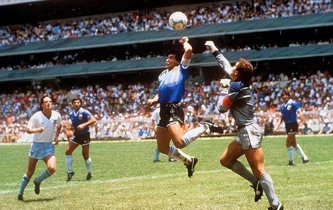 足球球王贝利的传奇之路,球王贝利的传奇足球之路