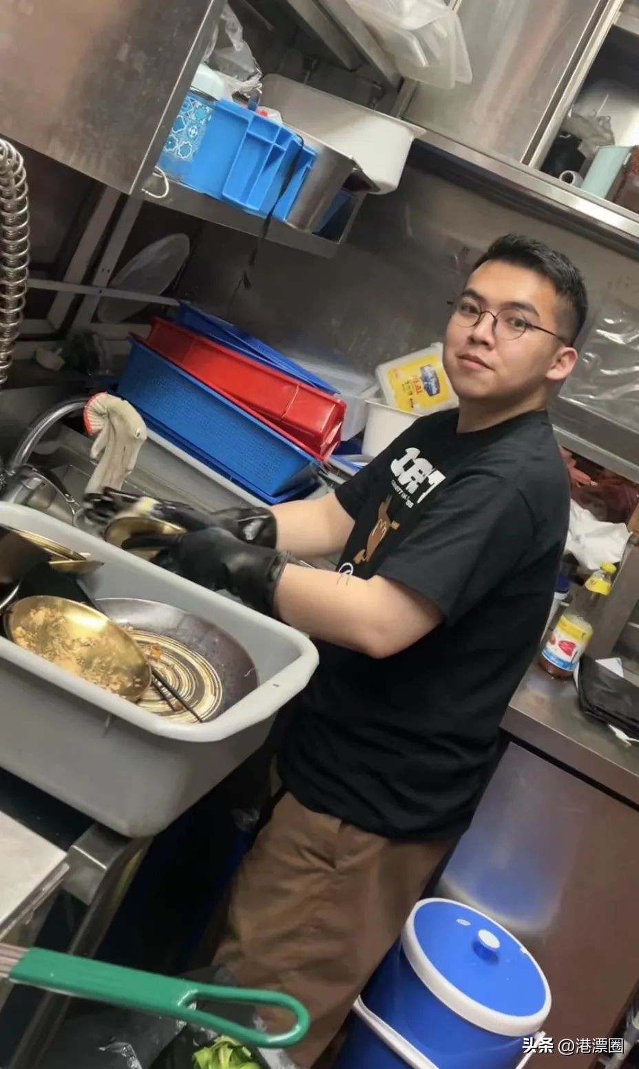 在香港做洗碗工一天能挣多少钱,香港做洗碗工一个月能挣多少钱