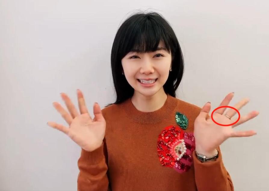 江宏杰“喊话”福原爱诉苦、抱怨！好久没有看到你，真的很想你