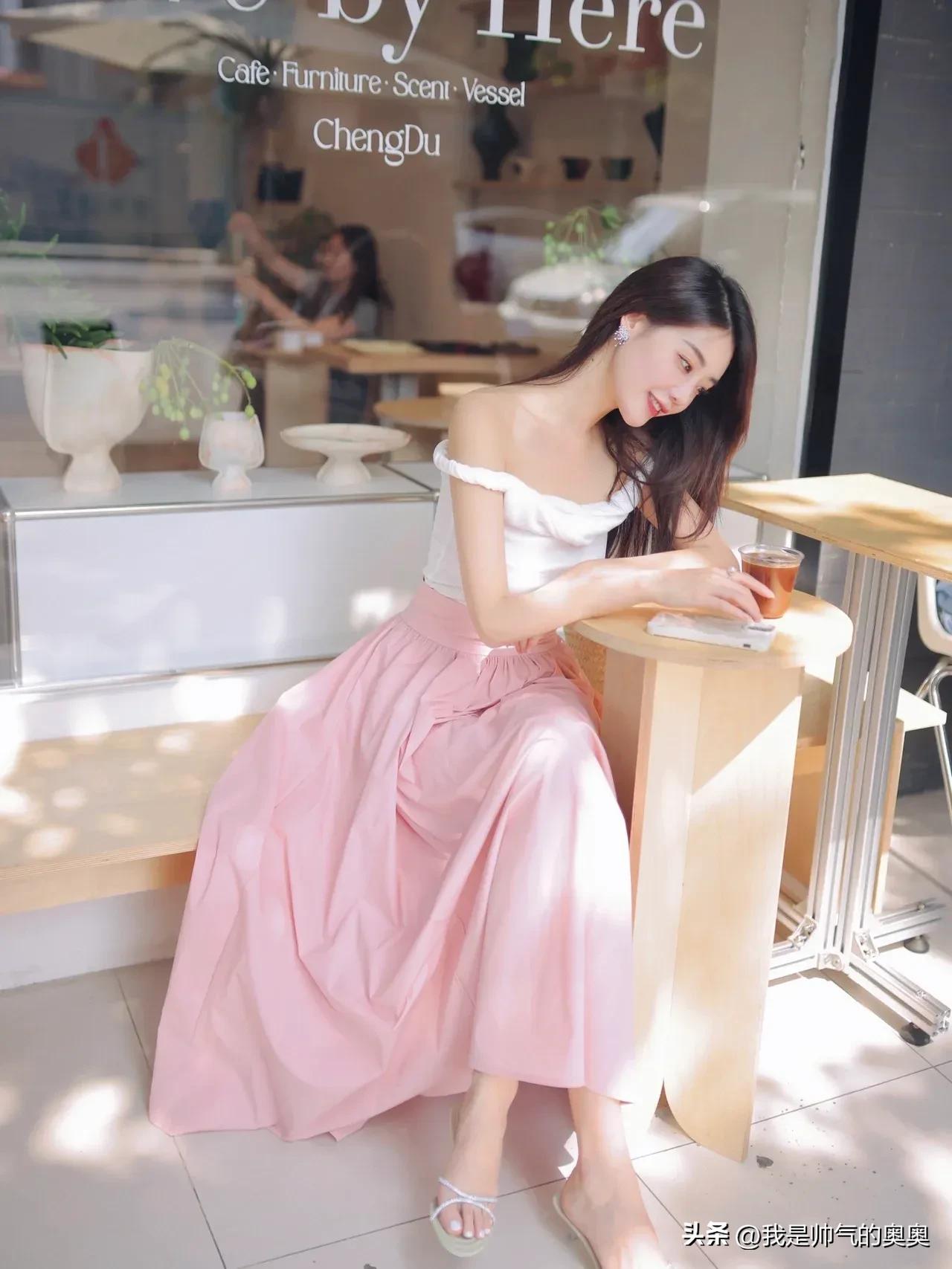 闺蜜让我加她老公微信,闺蜜让我加她男友微信试探她