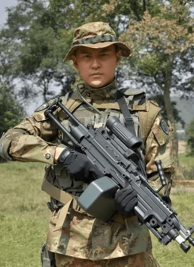 我是特种兵第一部反派人物,我是特种兵里面的反派人物都有谁