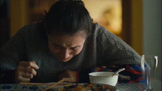 又一新片辣眼睛，43岁硬凹18，老戏骨晚节不保