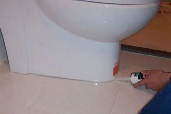 马桶漏水怎么处理，老师傅教你简单是维修方法