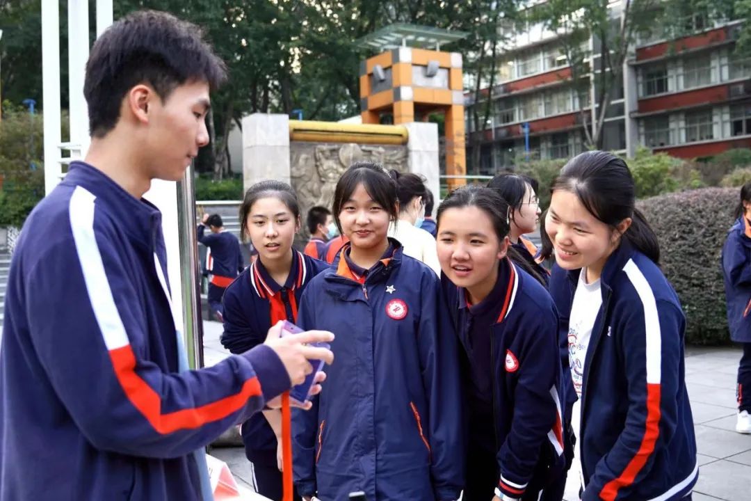 重庆一中有哪些社团活动,重庆一中高中部的社团