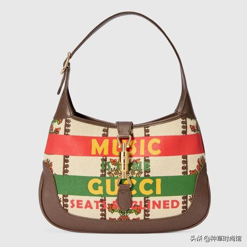 大牌包包入门推荐3000左右黑色,今年最值得入手的大牌包包推荐