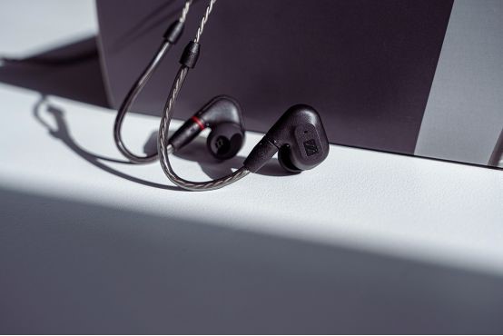 森海塞尔ie300值得入手,森海塞尔低价位推荐