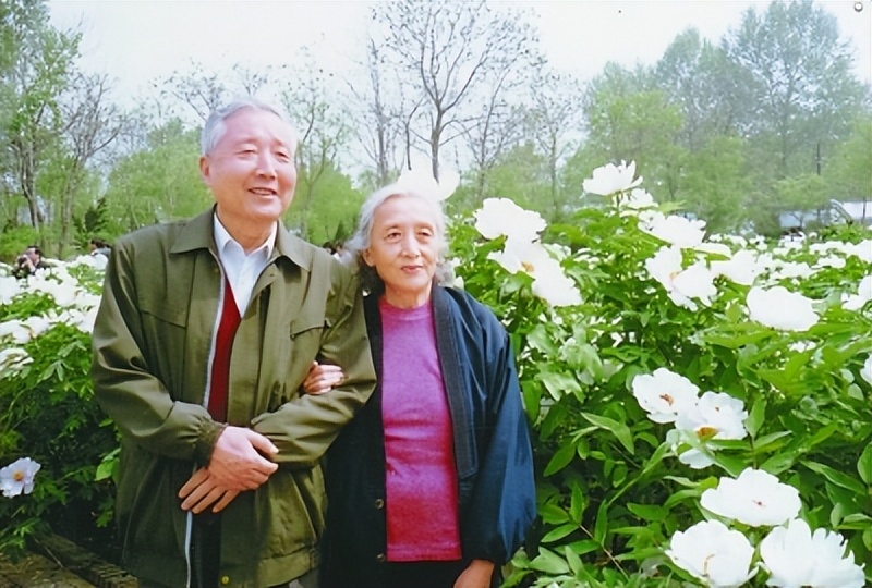 于是之告别仪式,于是之追悼会视频