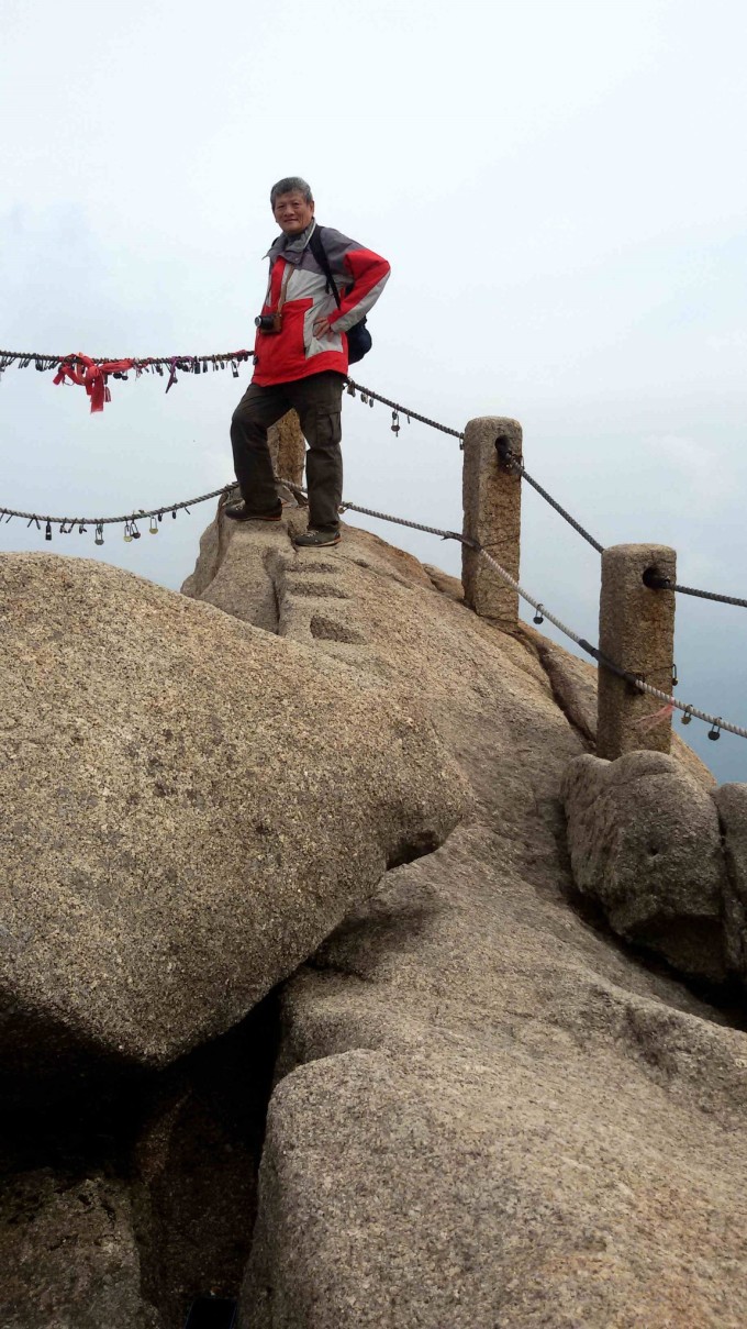 黄山天都峰会走鲫鱼背吗,黄山天都峰鲫鱼背第一视角