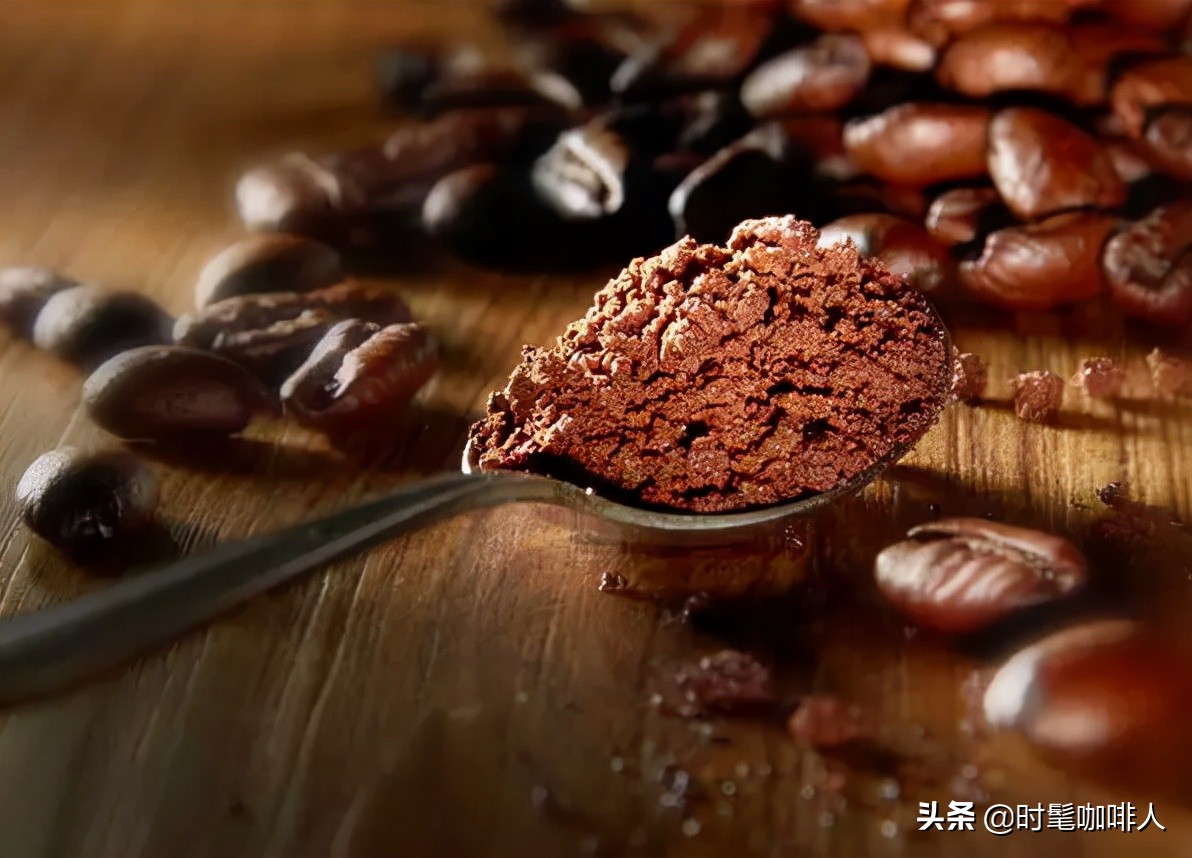 腕部积水严重有什么后果,手摔伤了里面有积水怎么办