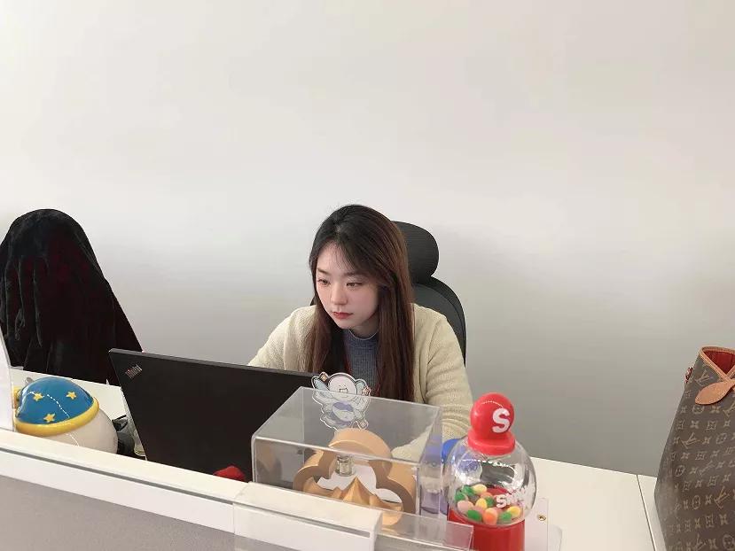 商学院优秀实习生|拼搏向上，敢想敢为！