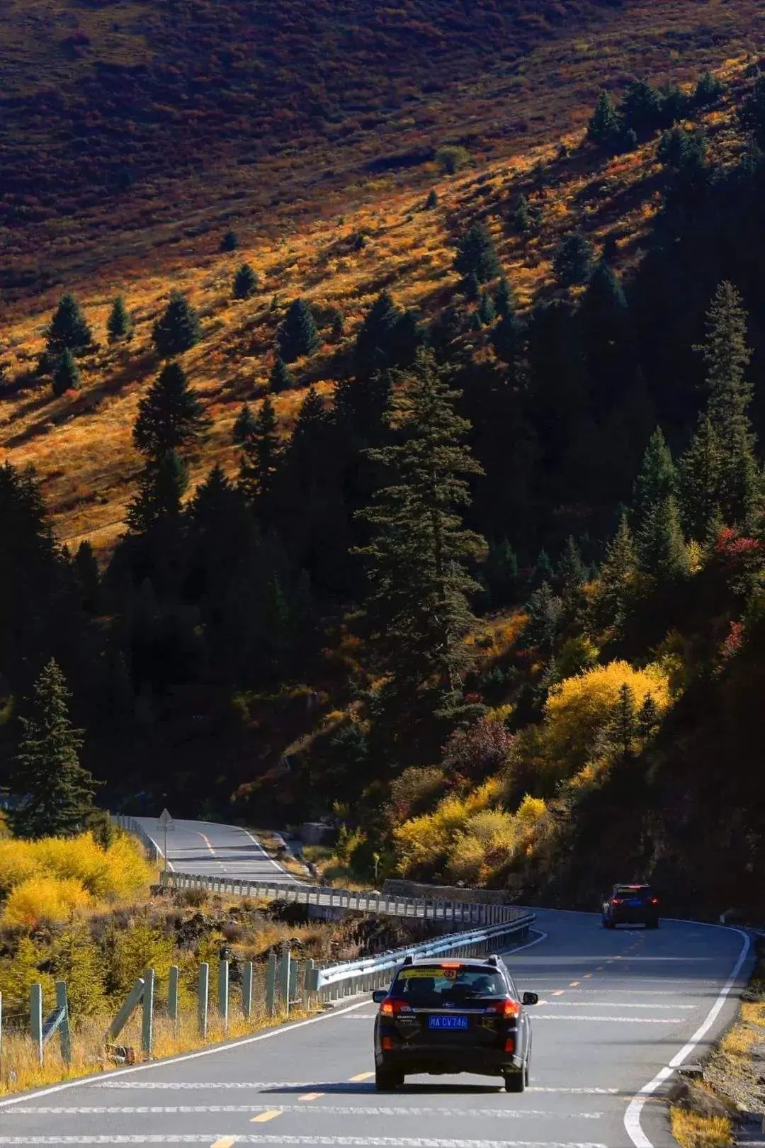 去十次西藏不如去一次色达,20天川西深度自驾游攻略