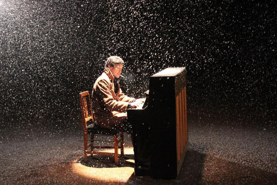 住在2元店的女性，轰然倒塌的工厂，《铁西区第一个部分：工厂》