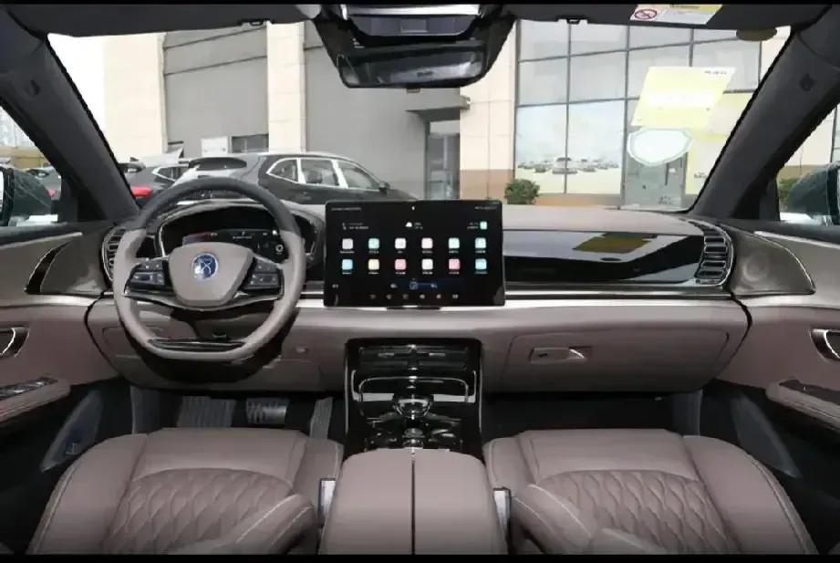 因为银行卡帮人转账被刑事拘留,出借银行卡被定为帮信罪