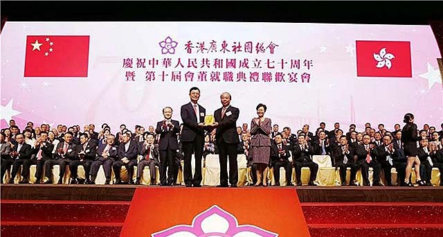 身价十亿的赌王千金,赌王何鸿燊千亿资产