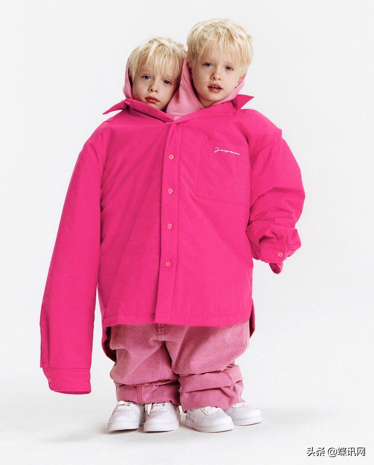 jacquemus2021女装发布会,jacquemus秋冬巴黎时装周