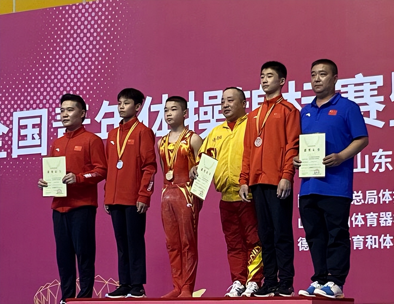 体操小将夺得5金2银,横空出世的跳水神童全红婵图片