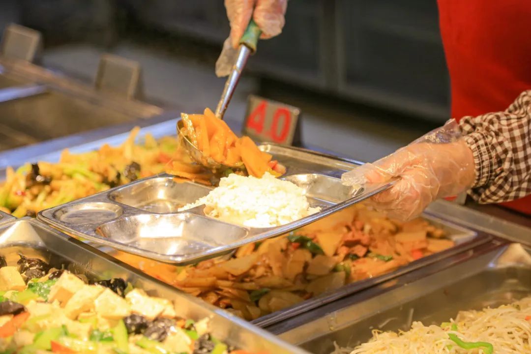 数字+干货，选择大连理工的8大理由！欢迎电联！