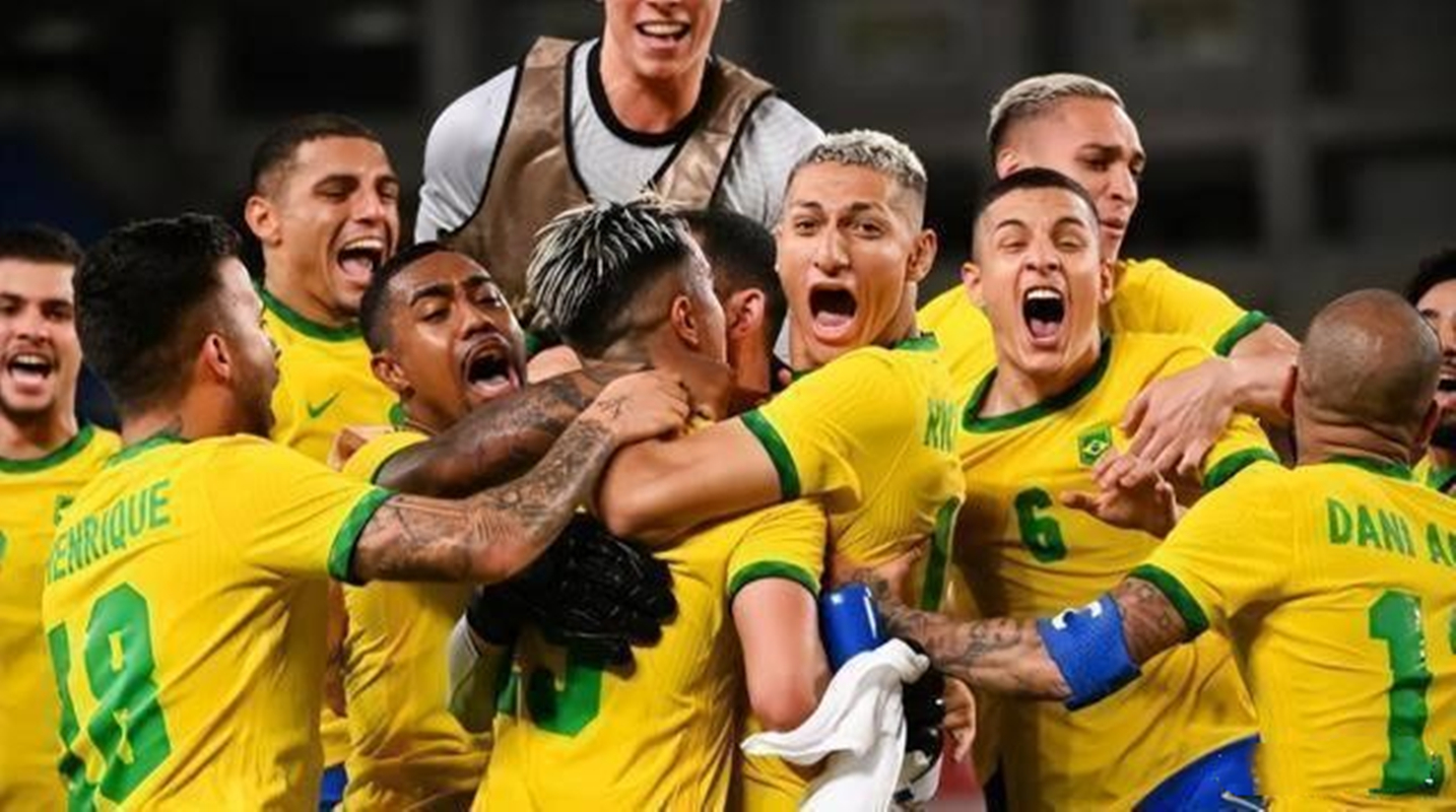 实况足球梅西内马尔埃托奥,内马尔梅西用什么阵容实况足球