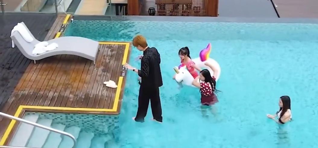 最强魔术师72小时复原圆明园,魔术师水上漫步视频