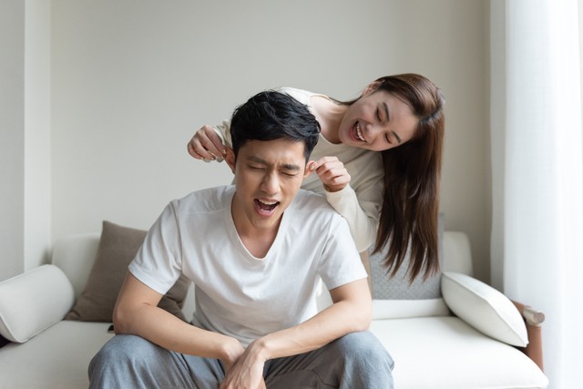 老公长期不在家，女子耐不住寂寞网聊偷情，一不小心反把命搭上！