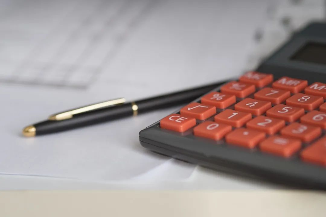 雪茄进口邮寄违法吗,邮寄售卖国产雪茄违法吗