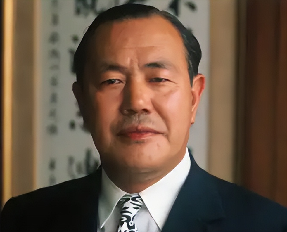 小泉纯一郎参观卢沟桥,小泉纯一郎2001年访华