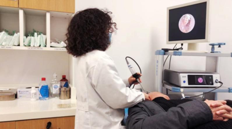 耳朵痒一掏就流水有臭味用什么药,耳朵老是痒天天都要掏怎么回事