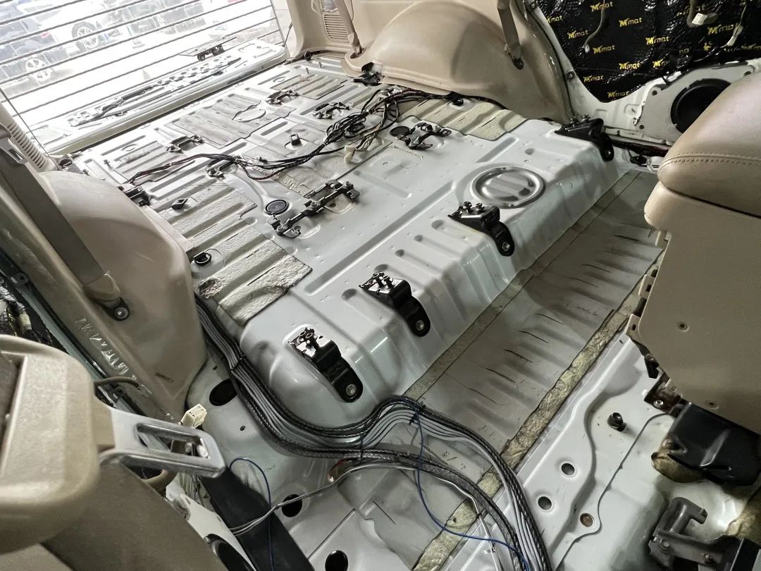 雷克萨斯lx570大修全过程,雷克萨斯lx470详细介绍