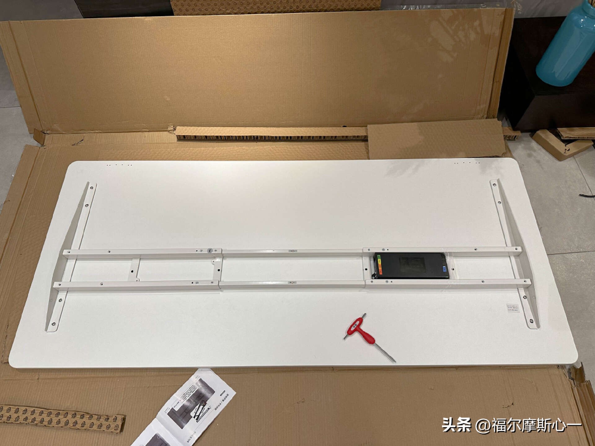 如何合理布局电脑桌,电脑桌怎么改造比较好看