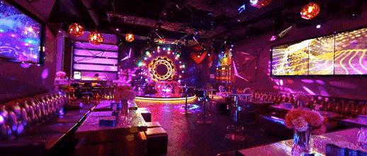 我把酒吧的卡座搬回家，老婆拍手叫好，邻居都说羡慕！