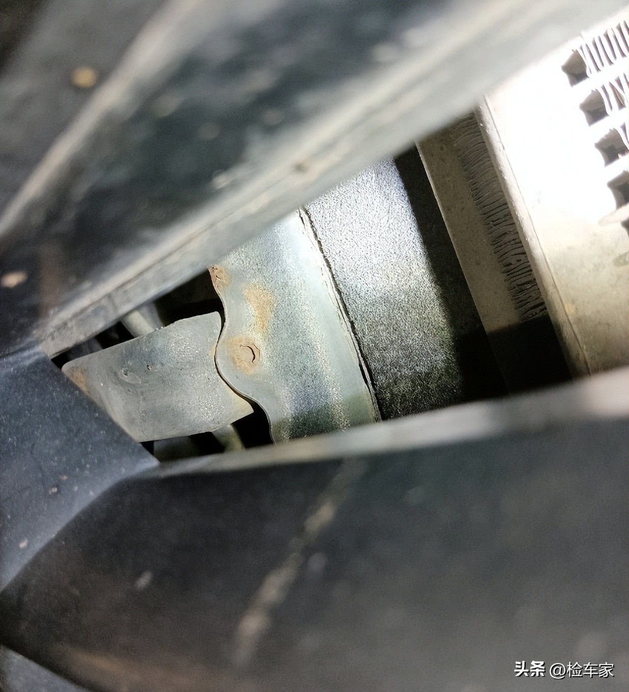 二手比亚迪m6价格,比亚迪m6二手买手动还是自动