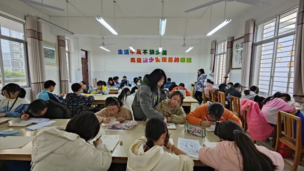 桂林市穿山中学开启新学期课后服务多彩特色课程