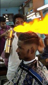 想问这姑娘衣服在哪买的,会不会挨揍?亮点