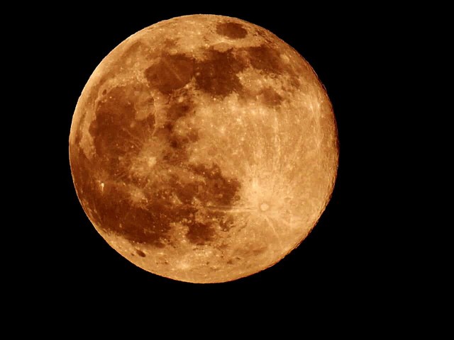 明日五月十五，五月十五是啥日子，注意什么？看谚语怎么说