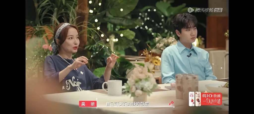 快乐家族主持人“再就业”，吴昕发展不亚于何炅，女二号也有春天