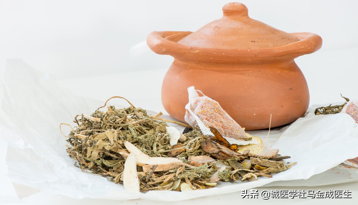 脚癣半夜瘙痒难忍,脚癣真菌痒用什么泡脚最好