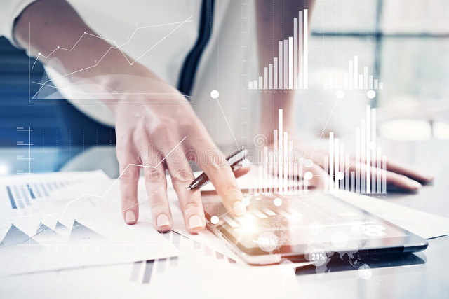 平板电脑和笔记本电脑哪个值得买,平板笔记本电脑台式电脑选哪个