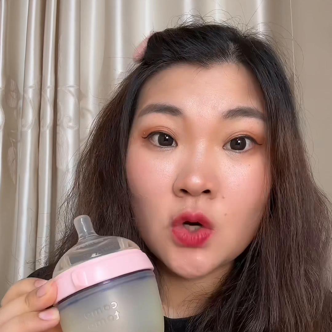 婴儿奶瓶自己拿的推荐,宝宝奶瓶推荐1-3岁不喷奶测评