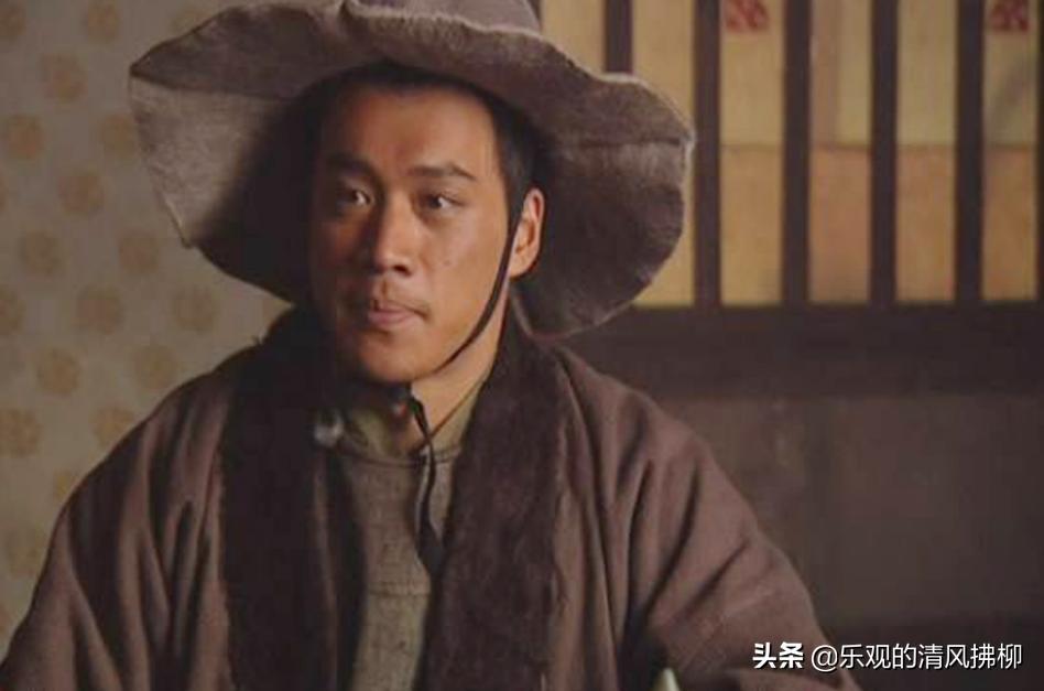 2011版水浒传和98版剧情怎么不一样,水浒传98版老版拍得好吗