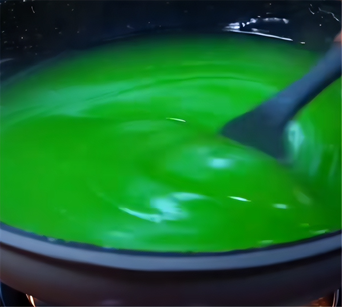 制作凉粉一碗红薯粉几碗水,做凉粉一斤淀粉用多少白矾