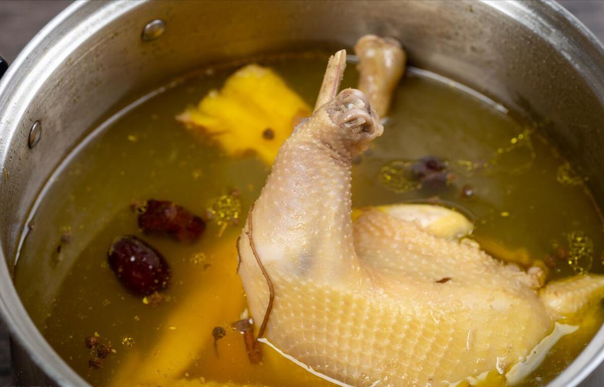 女性更年期补充雌激素有哪些食物,女人更年期吃什么食物补充雌激素