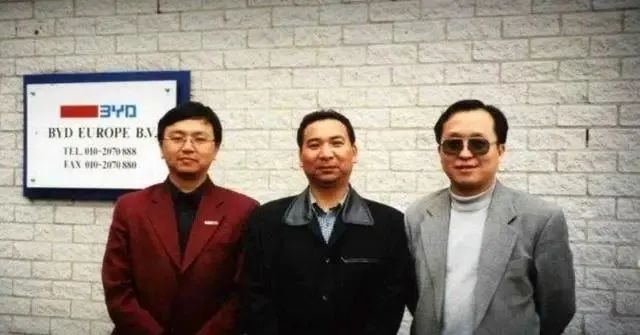 借给“穷亲戚”250万换回1000亿，广州新首富隐秘上位史