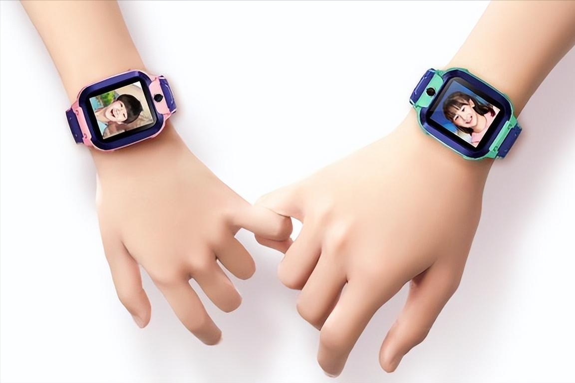 小天才社交闭环,打败微信的巨头