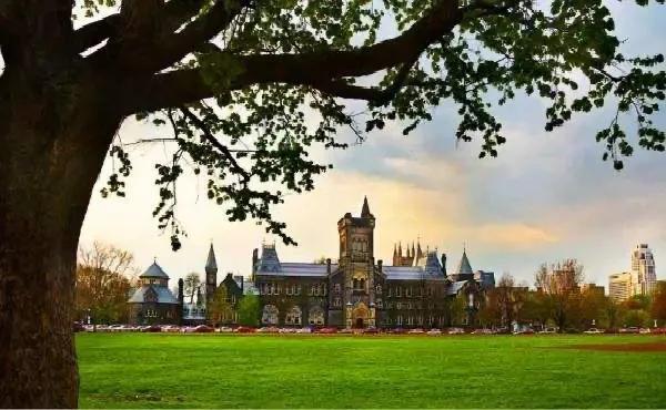 加拿大BC省企业家移民项目重启，20万即拿枫叶卡