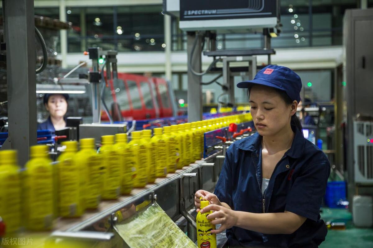 全世界工作时间最长的几个国家,全球劳动时间最长的国家排名